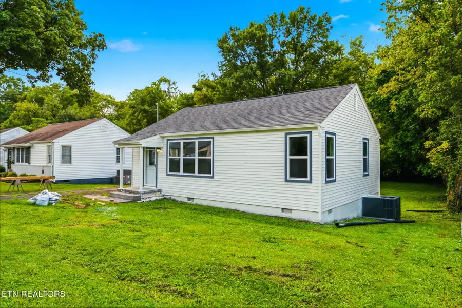 3102 Boright Drive, Knoxville, TN 37917 - #3