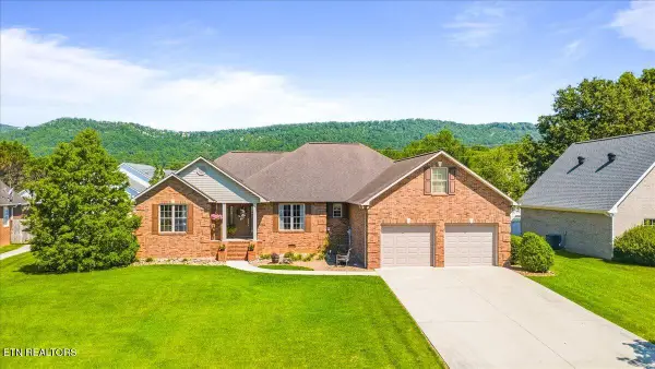 263 Preston Circle, Jacksboro, TN 37757