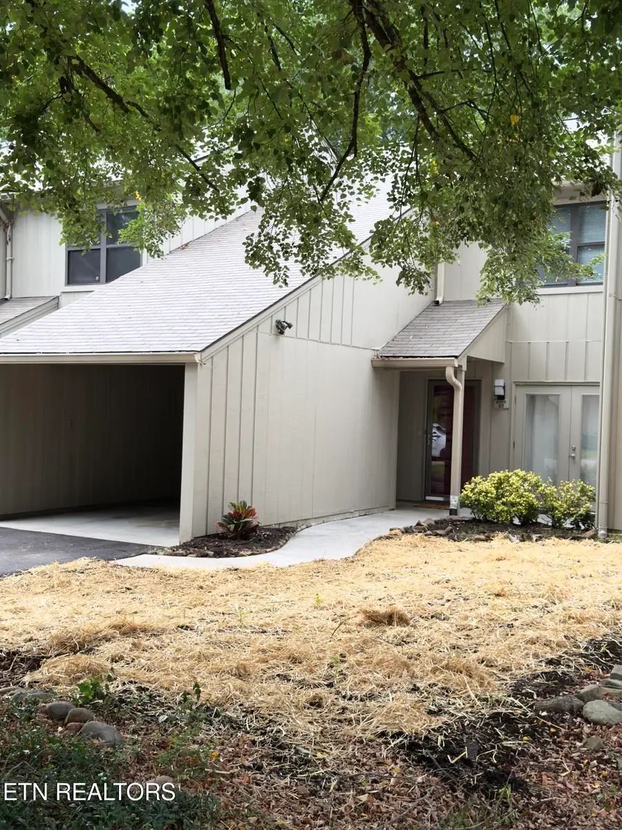 8705 Olde Colony Tr, Knoxville, TN 37923 - #2