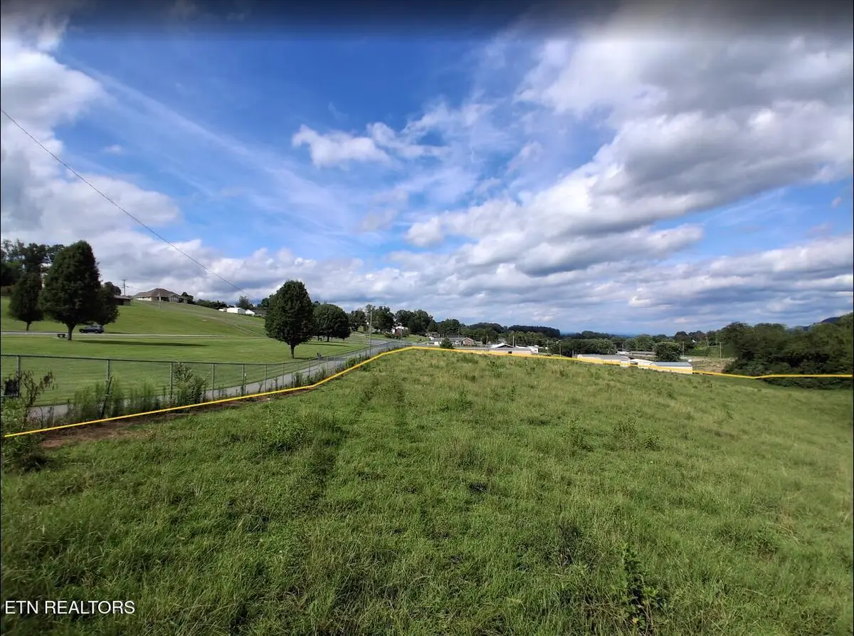 1820 Old Knoxville Rd, Tazewell, TN 37879 - #1