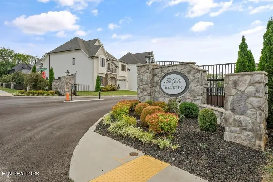 9729 Lantern Way, Knoxville, TN 37922 - #3