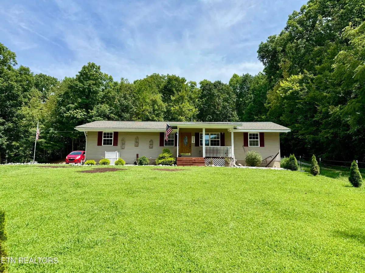 531 Winona Rd, Huntsville, TN 37756 - #1