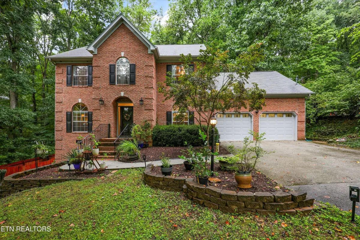 10904 Sallings Rd, Knoxville, TN 37922 - #1