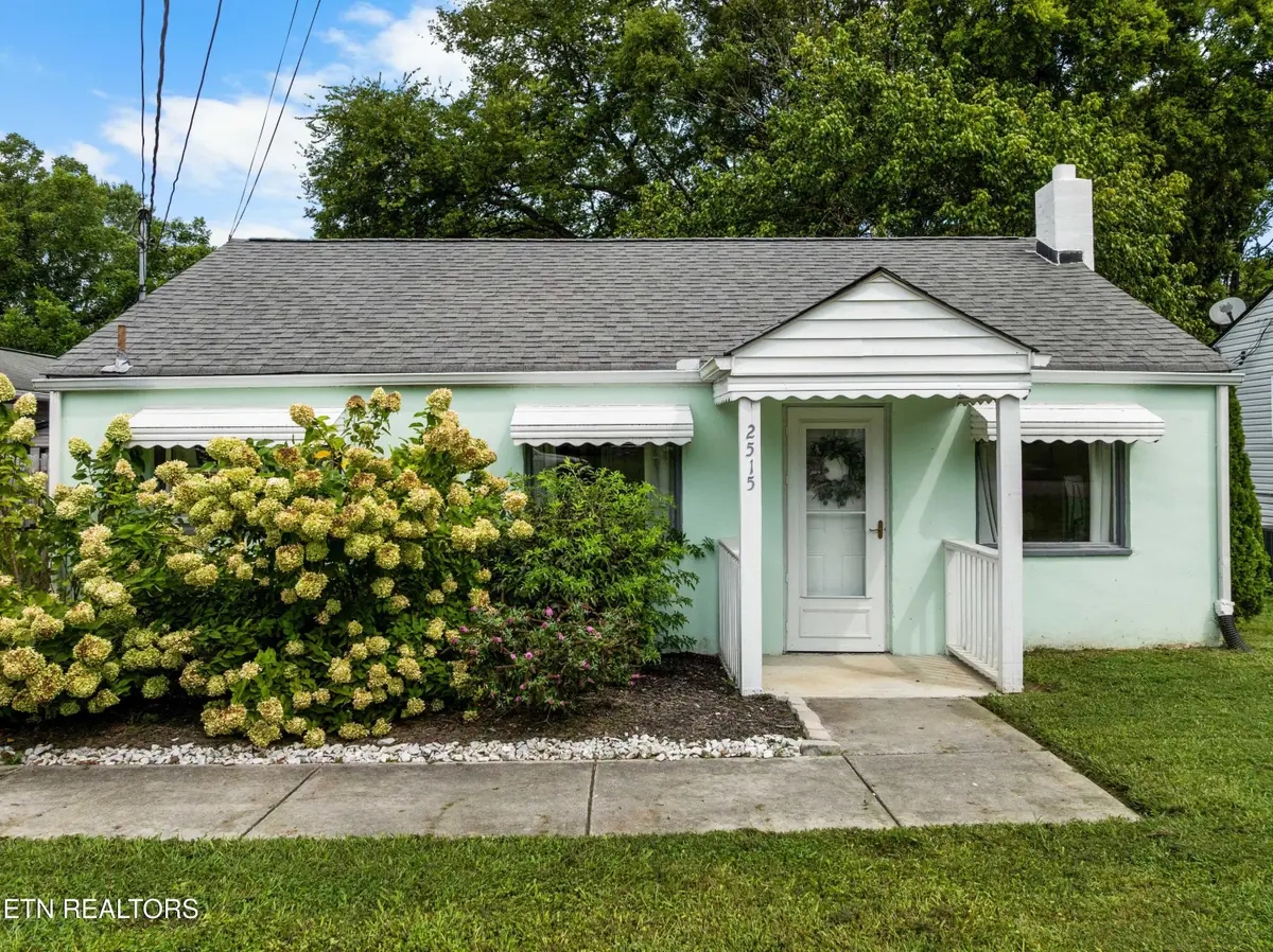 2515 Seymour Ave, Knoxville, TN 37917 - #1
