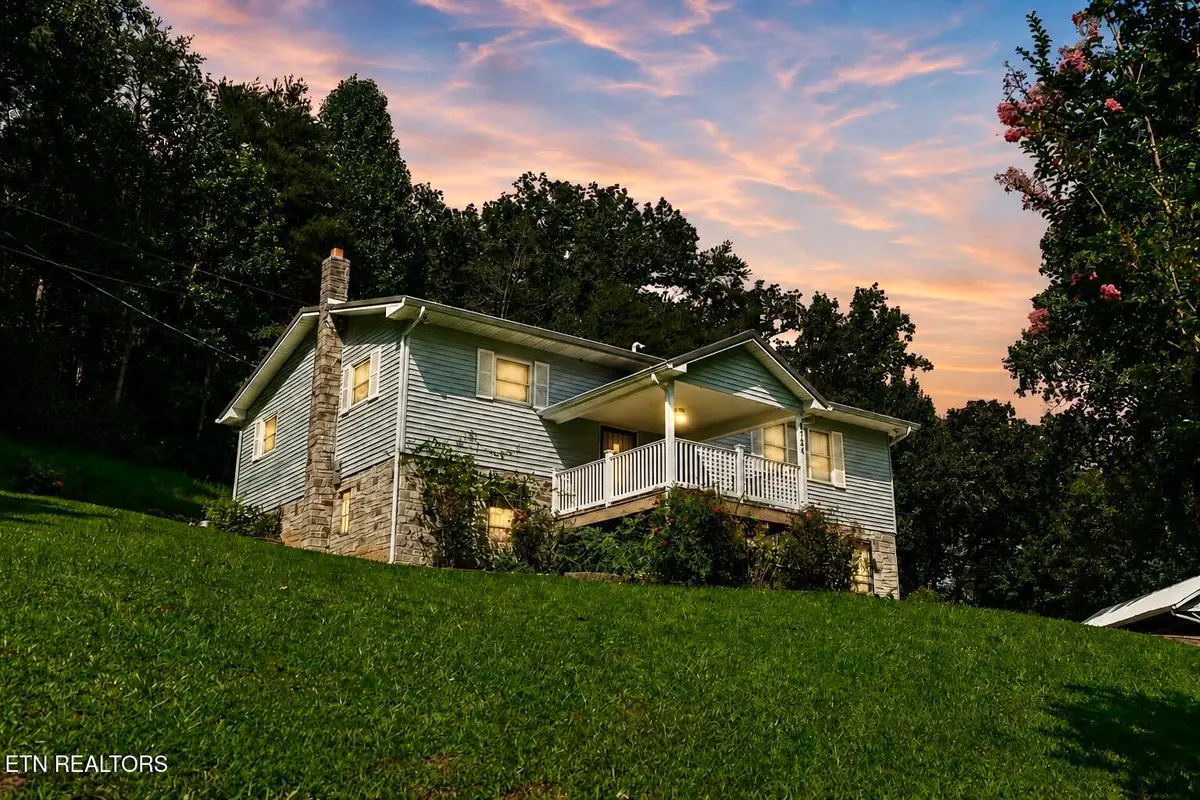 8724 Spangler Rd, Knoxville, TN 37920 - #1