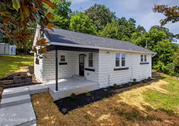 322 Oak St, Clinton, TN 37716