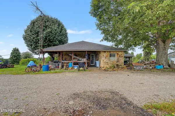 1368 Taylors Chapel Rd, Crossville, TN 38572