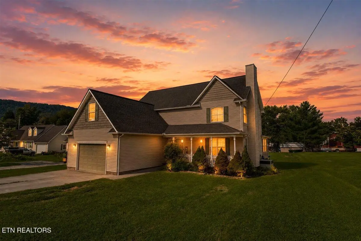 356 Elkins Rd, Jacksboro, TN 37757 - #1