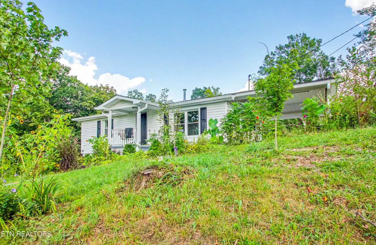 207 Bethel Rd, Clinton, TN 37716 - #1