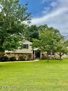 809 Montvue Ave, Kingston, TN 37763