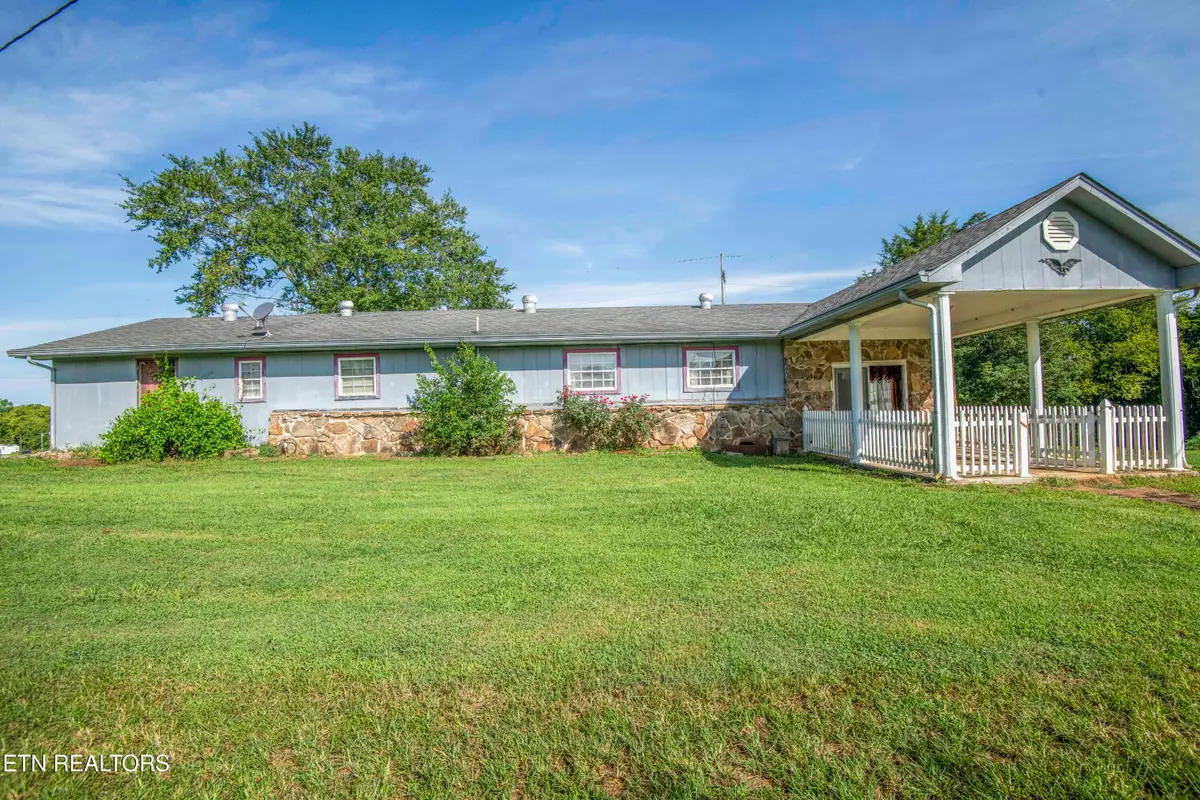 180 Bernard Rd, Sweetwater, TN 37874 - #1