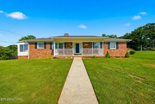 2809 Shropshire Blvd, Powell, TN 37849