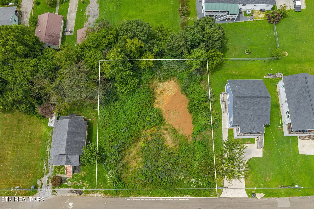 3317 Johnston St, Knoxville, TN 37921 - #1