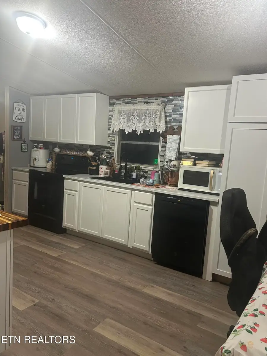 192 Shoal Creek Rd, Englewood, TN 37329 - #2