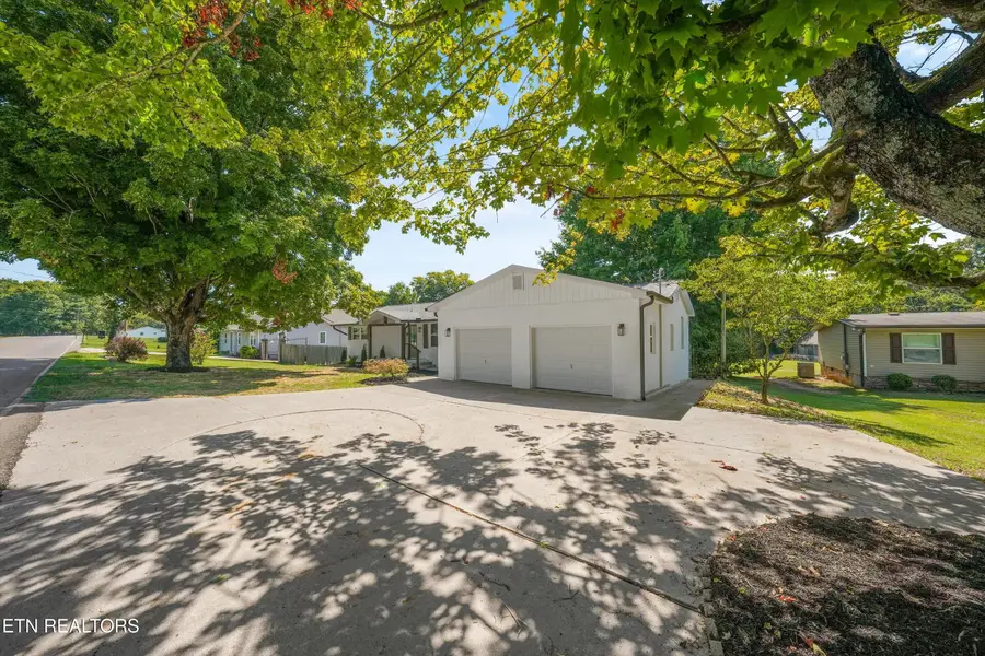 2314 Martel Rd, Lenoir City, TN 37772 - #3