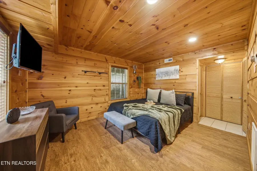 656 Morning Mist Way, Gatlinburg, TN 37738 - #3