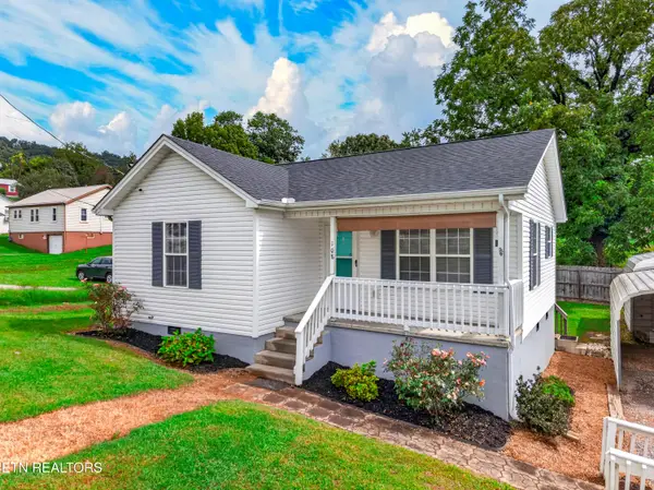 108 Jackson St, Rogersville, TN 37857