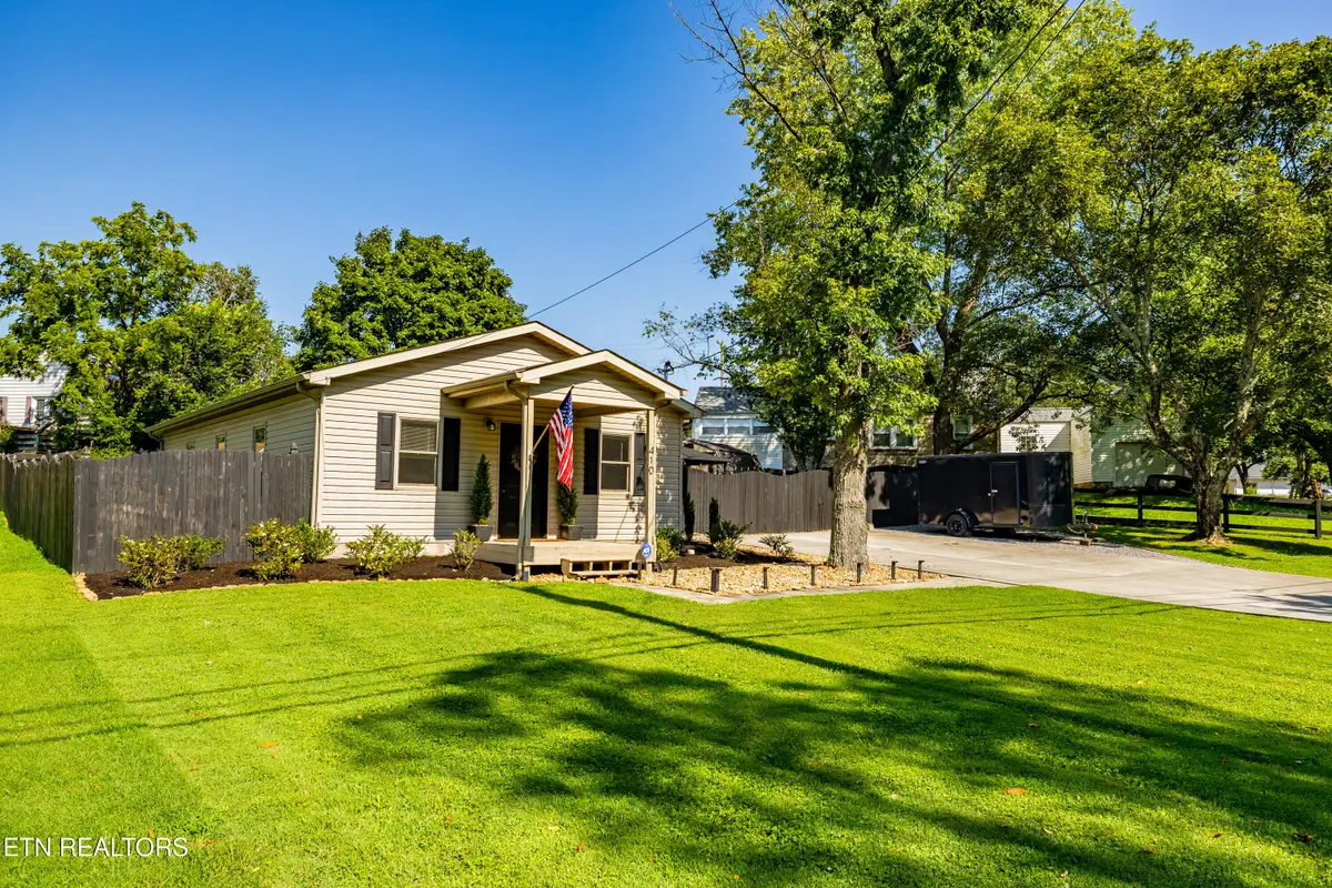 410 Harville St, Maryville, TN 37804 - #1