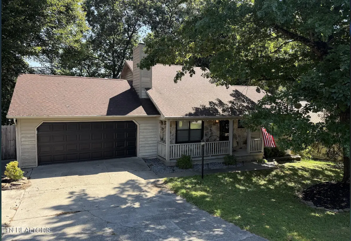 7316 Foxlair Rd, Knoxville, TN 37918 - #1