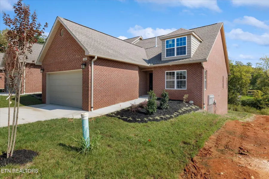 1164 Meadow Walk Lane, Lenoir City, TN 37772 - #3