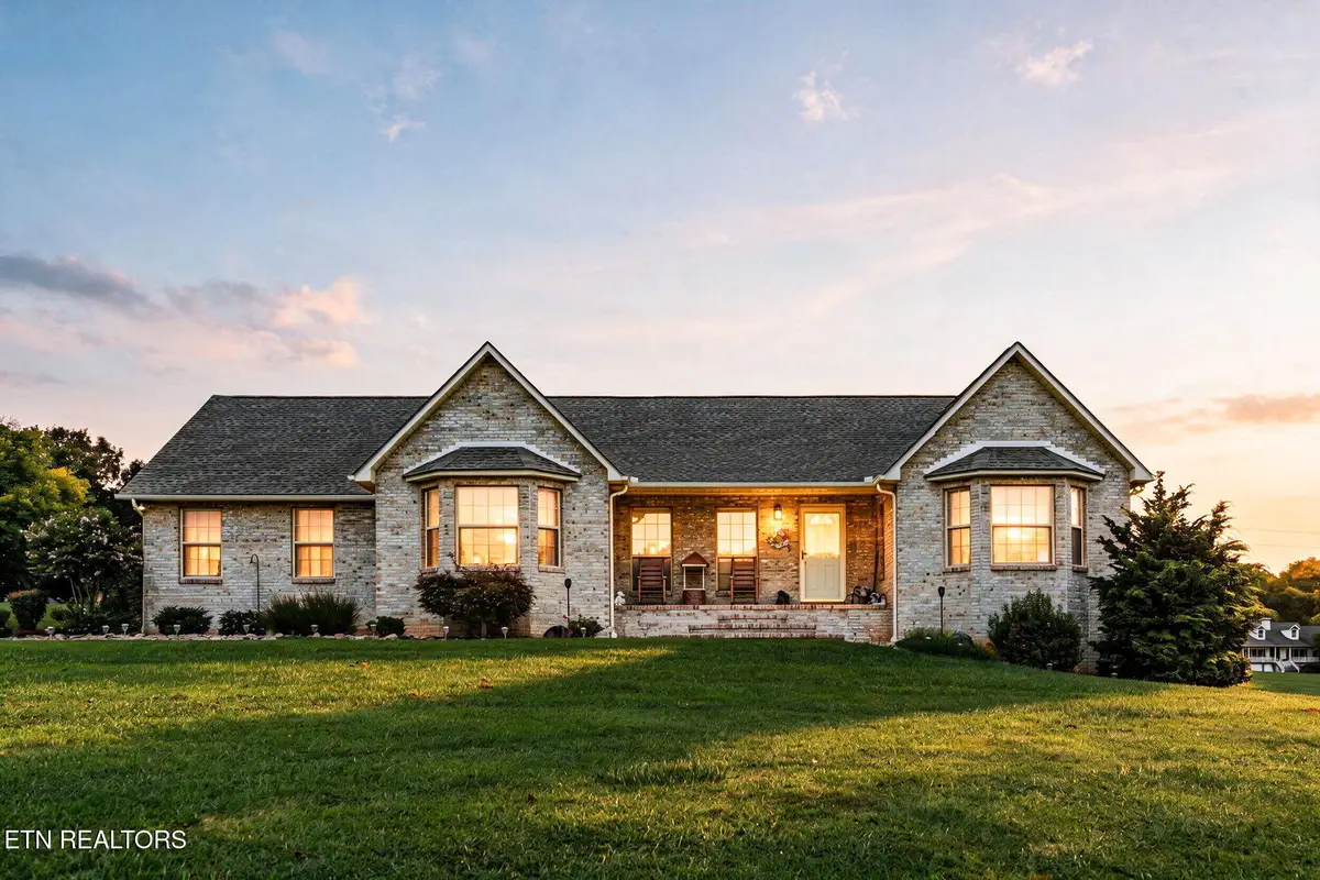 610 Dixon Farm Rd, Walland, TN 37886 - #1