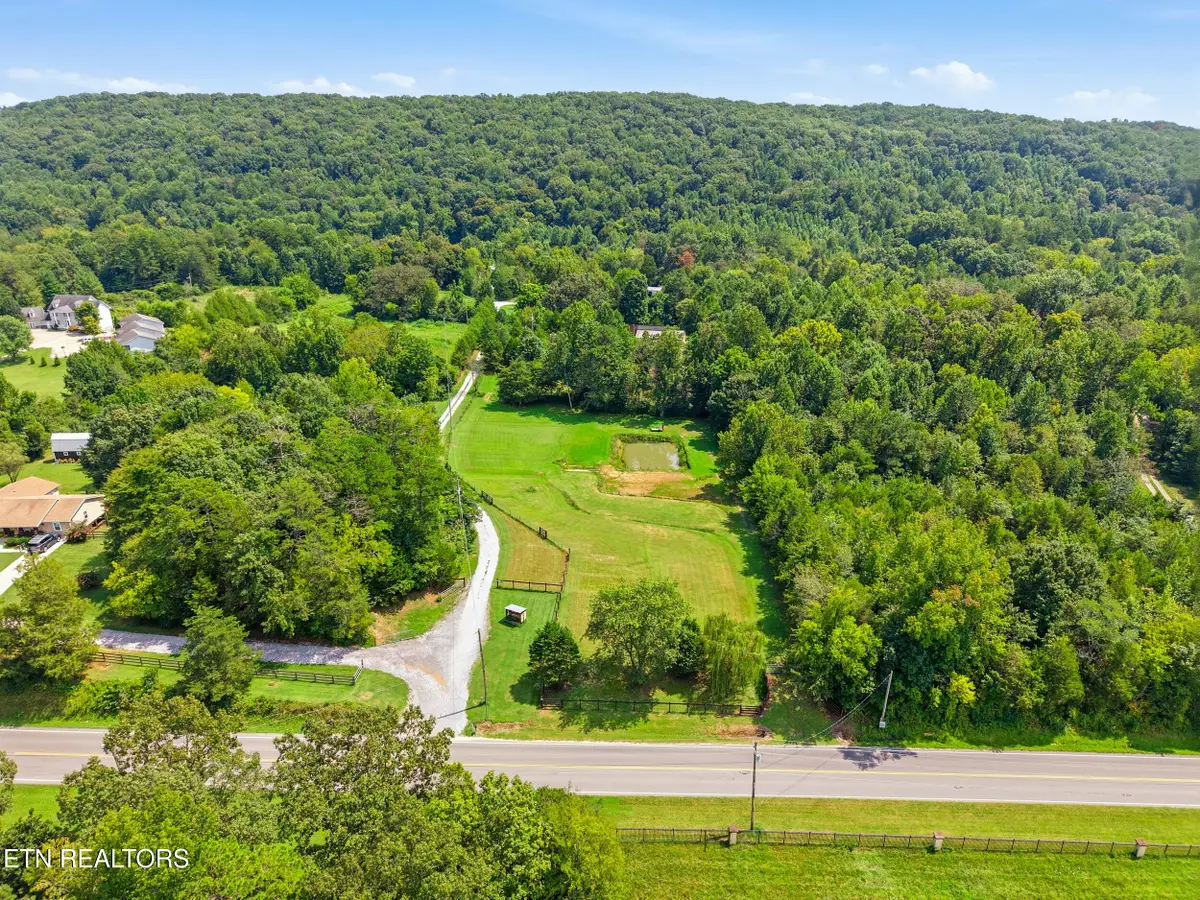 5157 Hines Valley Rd, Lenoir City, TN 37771 - #1