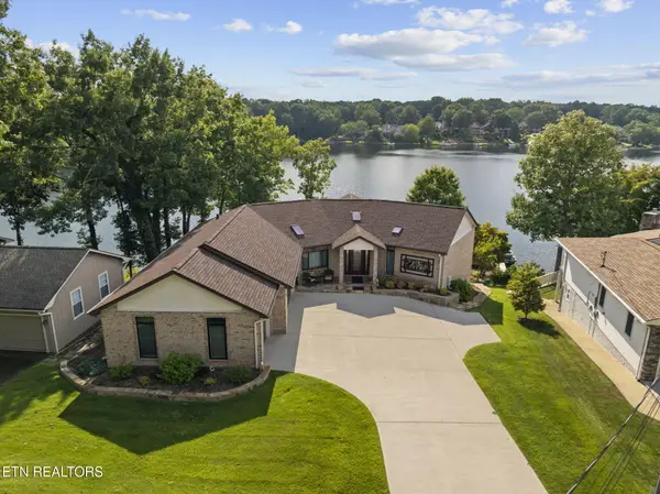 220 Lakewood Drive, Crossville, TN 38558