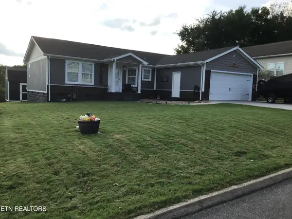 1142 S Gregory Valley Drive, Sevierville, TN 37876