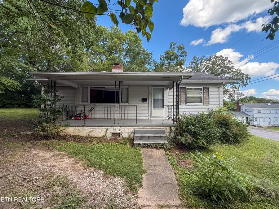 102 W Farragut Rd, Oak Ridge, TN 37830 - #2