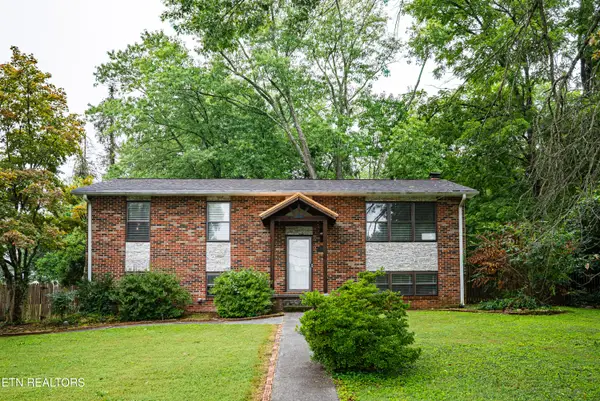 1217 April Drive, Knoxville, TN 37919