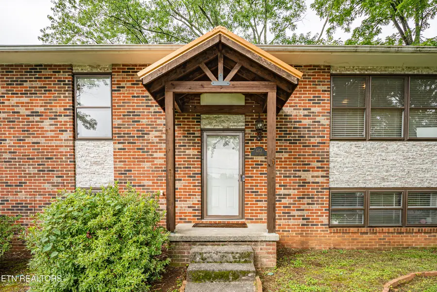 1217 April Drive, Knoxville, TN 37919 - #2