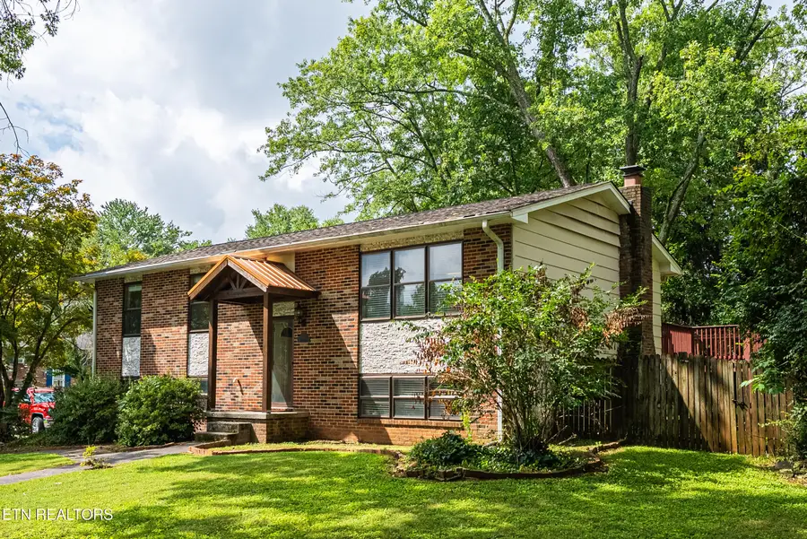 1217 April Drive, Knoxville, TN 37919 - #3