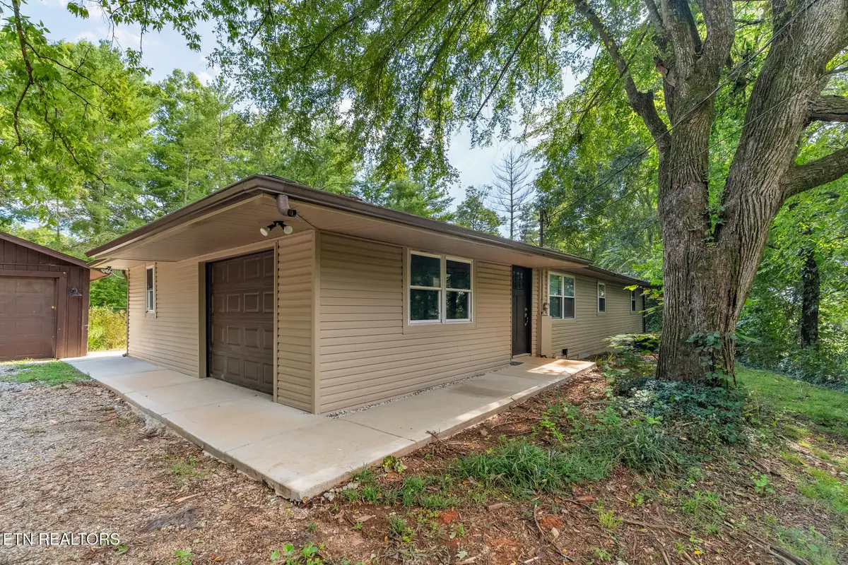 1319 Boyds Creek Hwy, Seymour, TN 37865 - #1