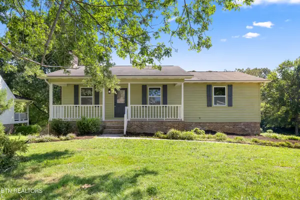 936 Stonecrest Drive, Maryville, TN 37804