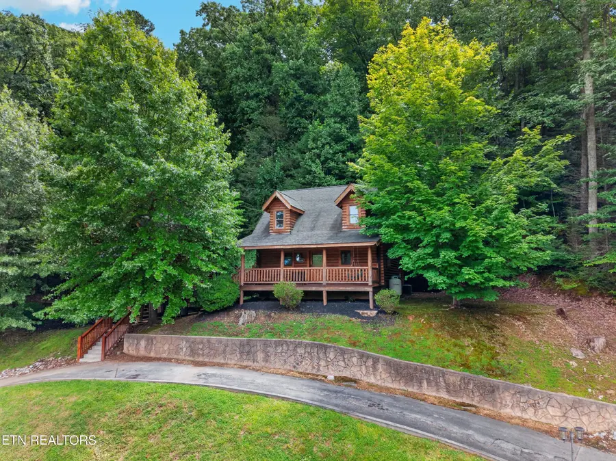 3225 Smoky Ridge Way, Sevierville, TN 37862 - #2