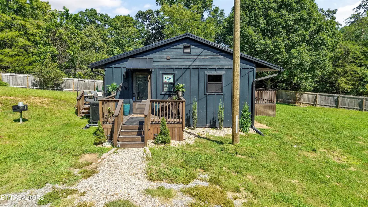 1309 Mortar Rd, Sevierville, TN 37876 - #1