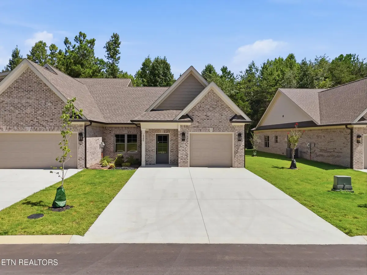 5280 NW Baylor St, Cleveland, TN 37312 - #1