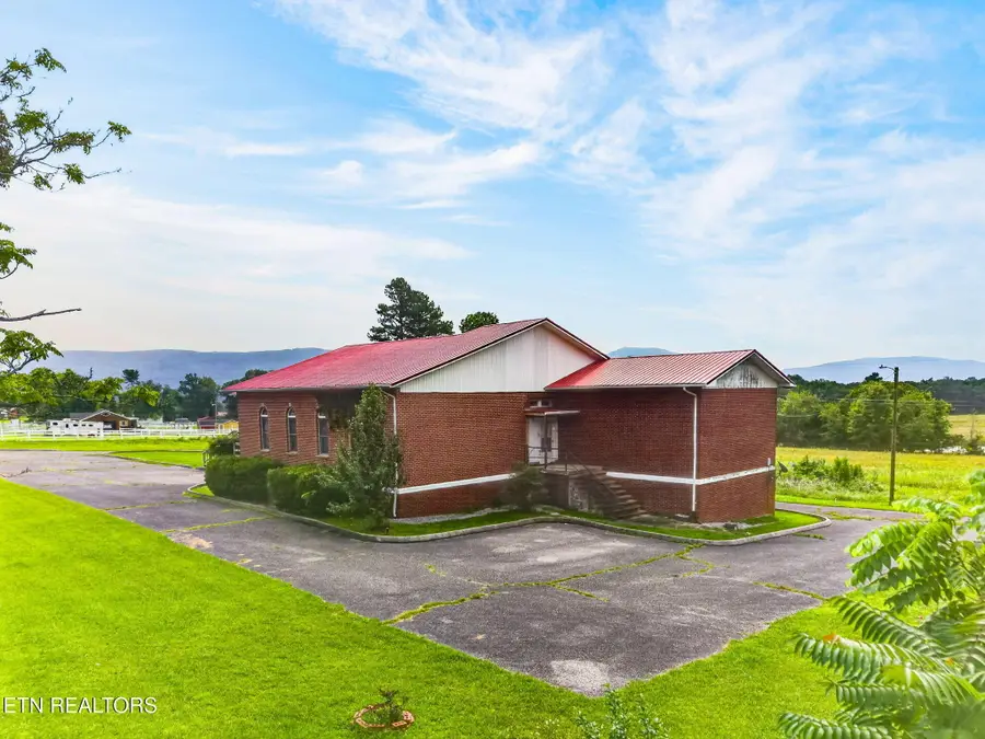 10174 Vandever Rd, Crossville, TN 38572 - #3