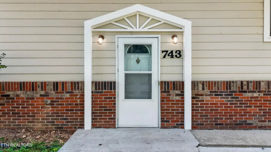 743 Jaybird Rd, Morristown, TN 37814 - #2