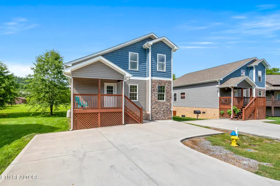 2046 Slippery Rock Circle, Pigeon Forge, TN 37862 - #2