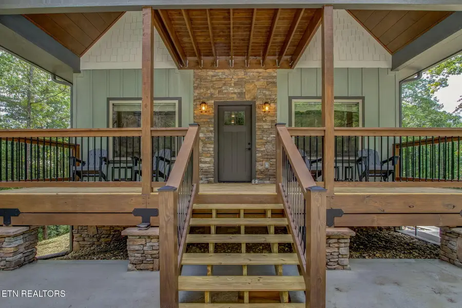 1756 Stinnett Rd, Sevierville, TN 37876 - #3