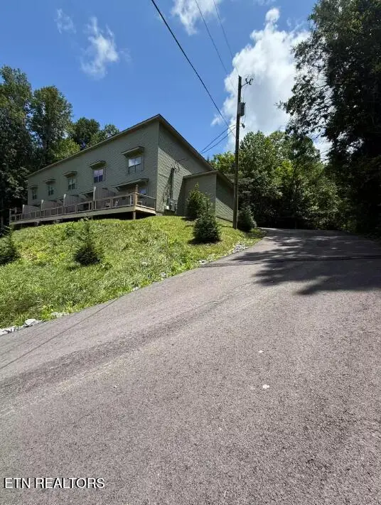 849 Morton Drive #UNIT 2, Gatlinburg, TN 37738