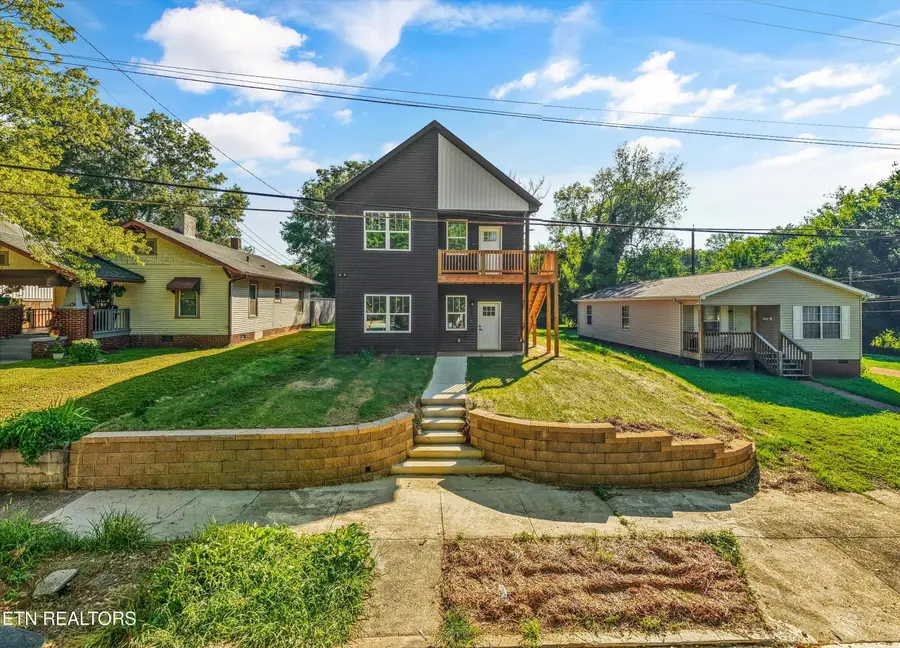 134 S Van Gilder St, Knoxville, TN 37915 - #2