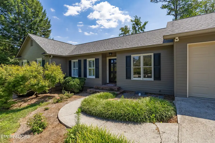 6812 Glen Brook Drive, Knoxville, TN 37919 - #2