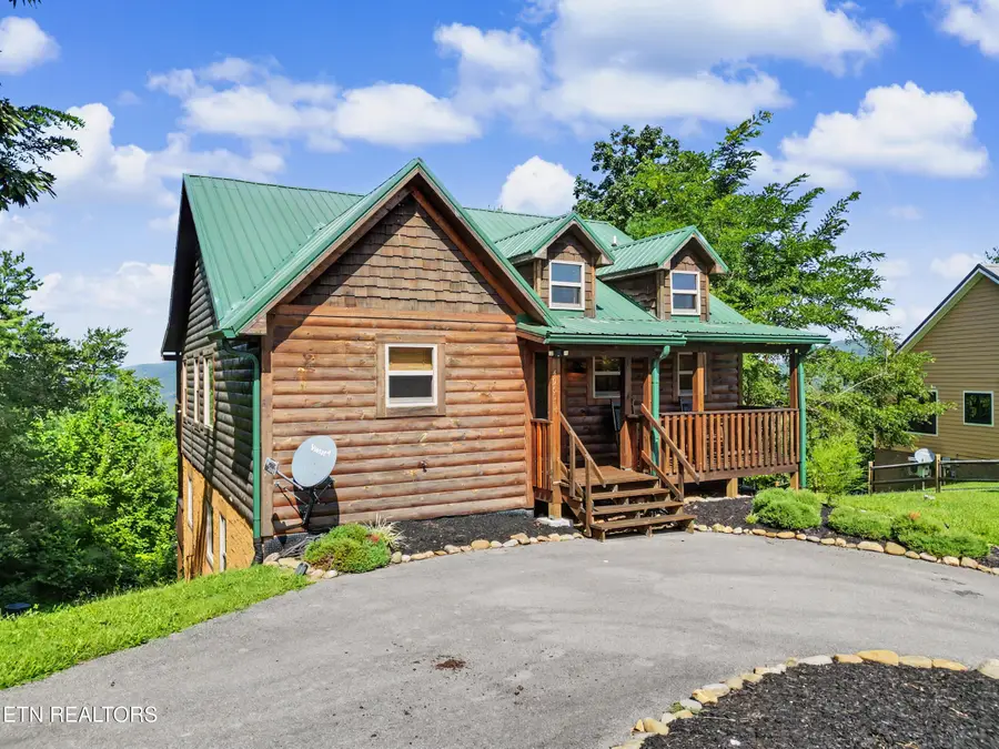 4965 Long Rifle Rd, Walland, TN 37886 - #3