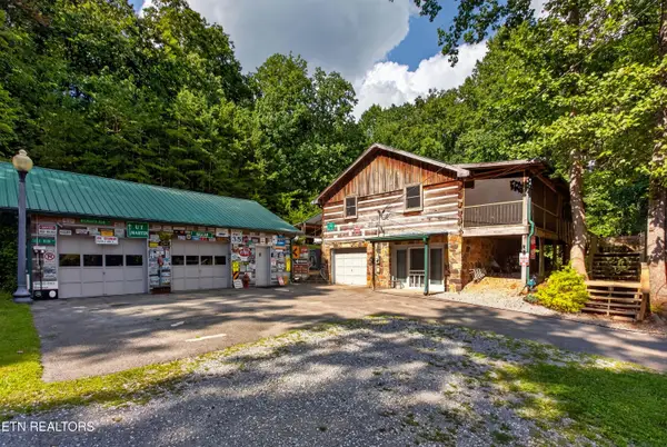 5919 Atkins Rd, Knoxville, TN 37918