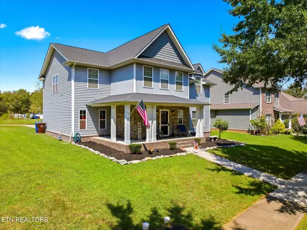 118 Fallberry St, Oak Ridge, TN 37830