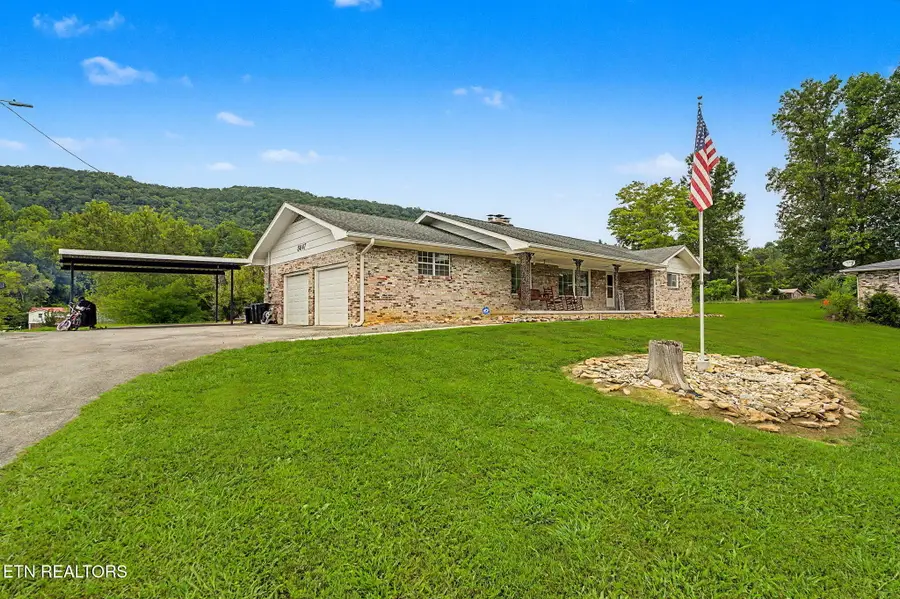 5047 Harriman Hwy, Oliver Springs, TN 37840 - #2