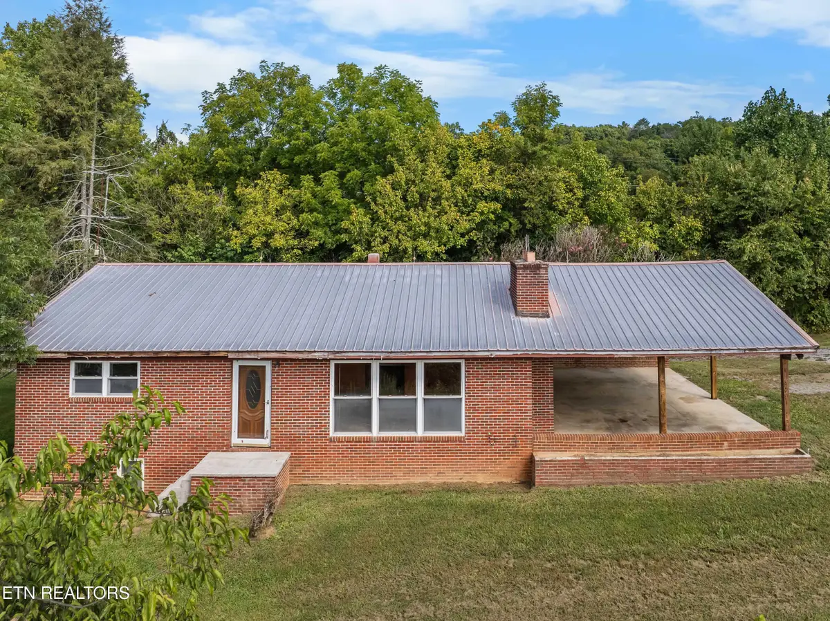 385 Gardenia Rd, Newport, TN 37821 - #1