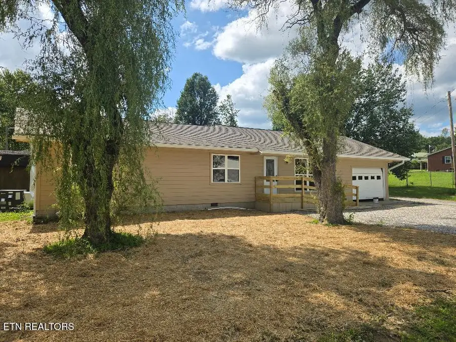 131 Duncan Lane, Oneida, TN 37841 - #2